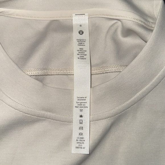 NEW w/ TAGS lululemon x Peloton Softstreme Perfectly Oversized Cropped Crew Sz 6 - Picture 11 of 11